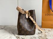 Louis Vuitton LV Neonoe BB Handbag Size 20 x 20 x 13 cm - 6