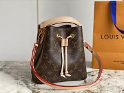 Louis Vuitton LV Neonoe BB Handbag Size 20 x 20 x 13 cm - 4