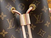 Louis Vuitton LV Neonoe BB Handbag Size 20 x 20 x 13 cm - 2