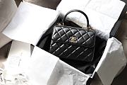 Chanel Trendy Lambskin Black Handbag Light Gold Hardware Size 25 x 12 x 17 cm - 6