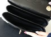 Chanel Trendy Lambskin Black Handbag Light Gold Hardware Size 25 x 12 x 17 cm - 5