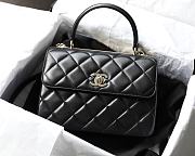 Chanel Trendy Lambskin Black Handbag Light Gold Hardware Size 25 x 12 x 17 cm - 3