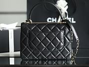 Chanel Trendy Lambskin Black Handbag Light Gold Hardware Size 25 x 12 x 17 cm - 2