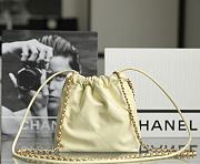 Chanel Mini 22 Bag Yellow Size 19 x 20 x 6 cm - 5