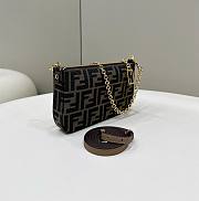 Fendi Baguette Clutch Bag Size 20 x 3 x 12 cm - 3