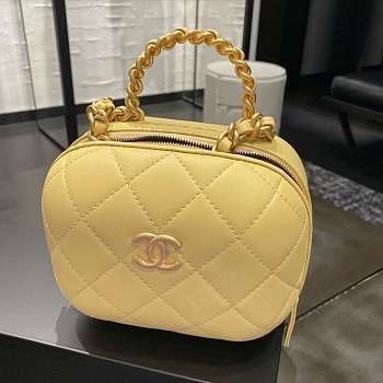 Chanel Vanity Leather Handbag Yellow Size 13.5 x 8 x 9.5 cm