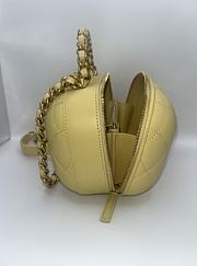 Chanel Vanity Leather Handbag Yellow Size 13.5 x 8 x 9.5 cm - 3