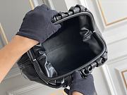 Bottega Veneta Leather Pouch Black Bag Size 23 x 21 x 9 cm - 4