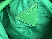 Bottega Veneta Leather Pouch Green Bag Size 23 x 21 x 9 cm - 2
