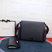 Gucci GG Supreme Diaper Bag Size 44 x 28 x 14 cm - 1