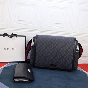 Gucci GG Supreme Diaper Bag Size 44 x 28 x 14 cm