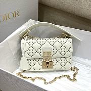 Dior Small Addict Handbag White Size 21 x 3 x 13 cm - 1