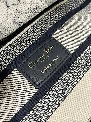 Dior Medium Lady D-Lite Bag Denim Multicolor Dior Jardin Magique Embroidery Size 24 x 11 x 20 cm  - 3