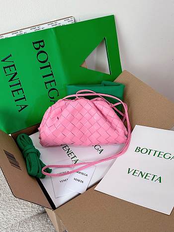  Bottega Veneta The Pouch Mini Pink Size 22 × 12 × 7 cm