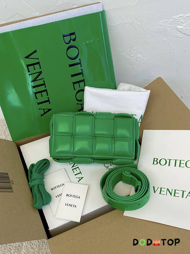 Botega Venata Padded Cassette Pillow Green Size 18 × 9.5 × 5 cm - 1