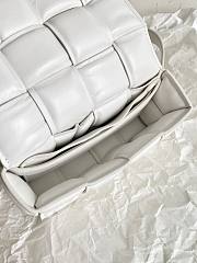 Botega Venata Padded Cassette Pillow White Size 18 × 9.5 × 5 cm - 4