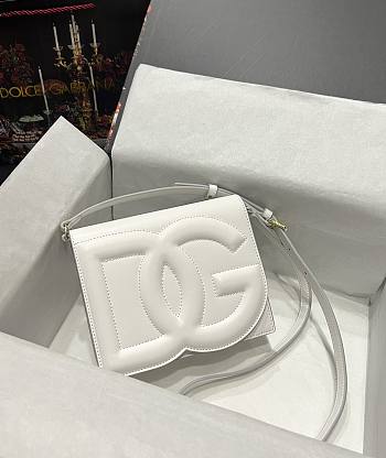 Dolce & Gabbana Crossbody Bag White Size 16 x 20 x 5.5 cm