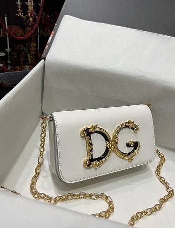D&G Girls Shoulder Bag In White Size 19 x 11 x 4 cm