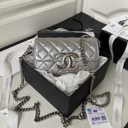 Chanel Vintage Baguette Bag Grey Size 10 x 17.2 x 3.3 cm - 1