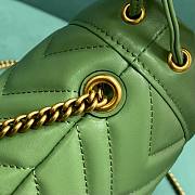 Gucci GG Marmont Mini Bucket Bag Green Size 19 x 17 x 10.5 cm - 2