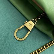 Gucci GG Marmont Mini Bucket Bag Green Size 19 x 17 x 10.5 cm - 4