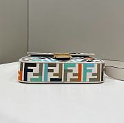 Fendi Baguette Bag Size 27 x 6 x 14 cm - 6