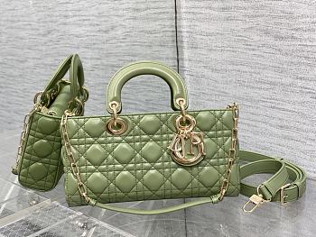 Dior Medium Lady D-Joy Bag Green 26 x 6 x 14 cm