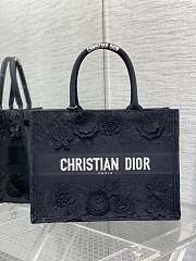 Dior Medium Book Tote Black Size 36 x 18 x 28 cm - 1