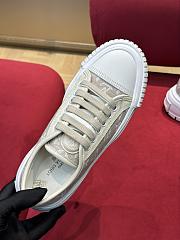Louis Vuitton LV Squad Sneakers 1AB1A4   - 3