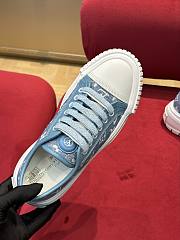 Louis Vuitton LV Squad Sneakers 1AB1A4 01 - 3