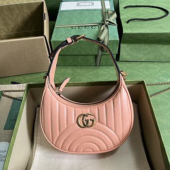 Gucci Natural GG Marmont Quilted Mini Shoulder Bag Size 21.5 x 11 x 5 cm