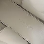 Bottega Veneta Arco Small Leather White Size 20 x 13 x 7 cm - 4