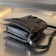 Botega Venata Mini Cassette Cross Body Bag Black Size 19 x 13.5 x 3.5 cm - 4