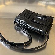 Botega Venata Mini Cassette Cross Body Bag Black Size 19 x 13.5 x 3.5 cm - 2