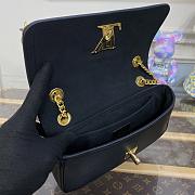 Louis Vuitton LV LockMe Chain Bag East West M22303 Black Size 23.5 x 14 x 6 cm - 2