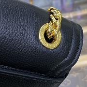 Louis Vuitton LV LockMe Chain Bag East West M22303 Black Size 23.5 x 14 x 6 cm - 3