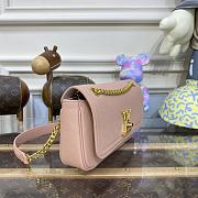 Louis Vuitton LV LockMe Chain Bag East West M22303 Pink Size 23.5 x 14 x 6 cm - 2