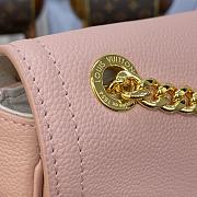 Louis Vuitton LV LockMe Chain Bag East West M22303 Pink Size 23.5 x 14 x 6 cm - 6