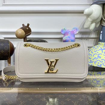 Louis Vuitton LV LockMe Chain Bag East West M22303 White Size 23.5 x 14 x 6 cm
