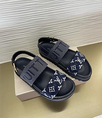 Louis Vuitton LV Paseo Flat Comfort Sandals 