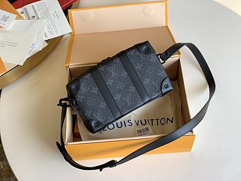 Louis Vuitton LV Soft Trunk Wallet M69838 Size 22.5 x 14 x 5 cm