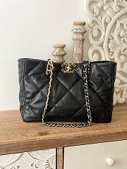 Chanel 22 Tote Bag Black Size 24 x 41 x 10.5 cm - 1