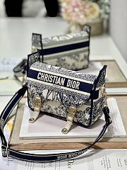 Dior Women Small Messenger Octagonal Star Blue Bag Size 23 × 15 × 8 cm - 2