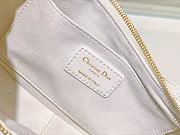 Dior CD Lounge Bag White Supple Macrocannage Lambskin Size 26 x 15 x 5.5 cm - 2