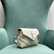 YSL Saint Laurent Loulou Toy Strap Bag White Size 20 x 14 x 7 cm - 6
