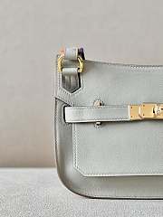 Hermes Jypsiere Swift Leather Crossbody Bag Size 23 x 17 x 5 cm - 2