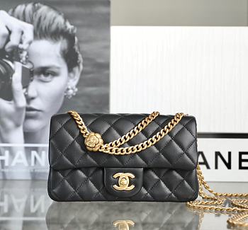 Chanel Chain Flap Bag Black Size 13 x 20 x 7 cm 