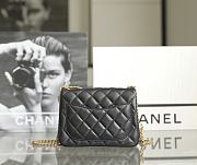 Chanel Chain Small Flap Bag Black Size 13 x 18 x 7 cm - 3
