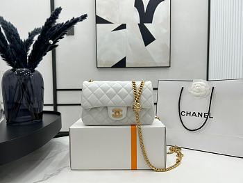 Chanel Flap Chain Bag White Size 12 × 20 × 6.5 cm