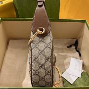 Gucci Brown GG Half-Moon Bag Size 22 x 12.5 x 5 cm - 4
